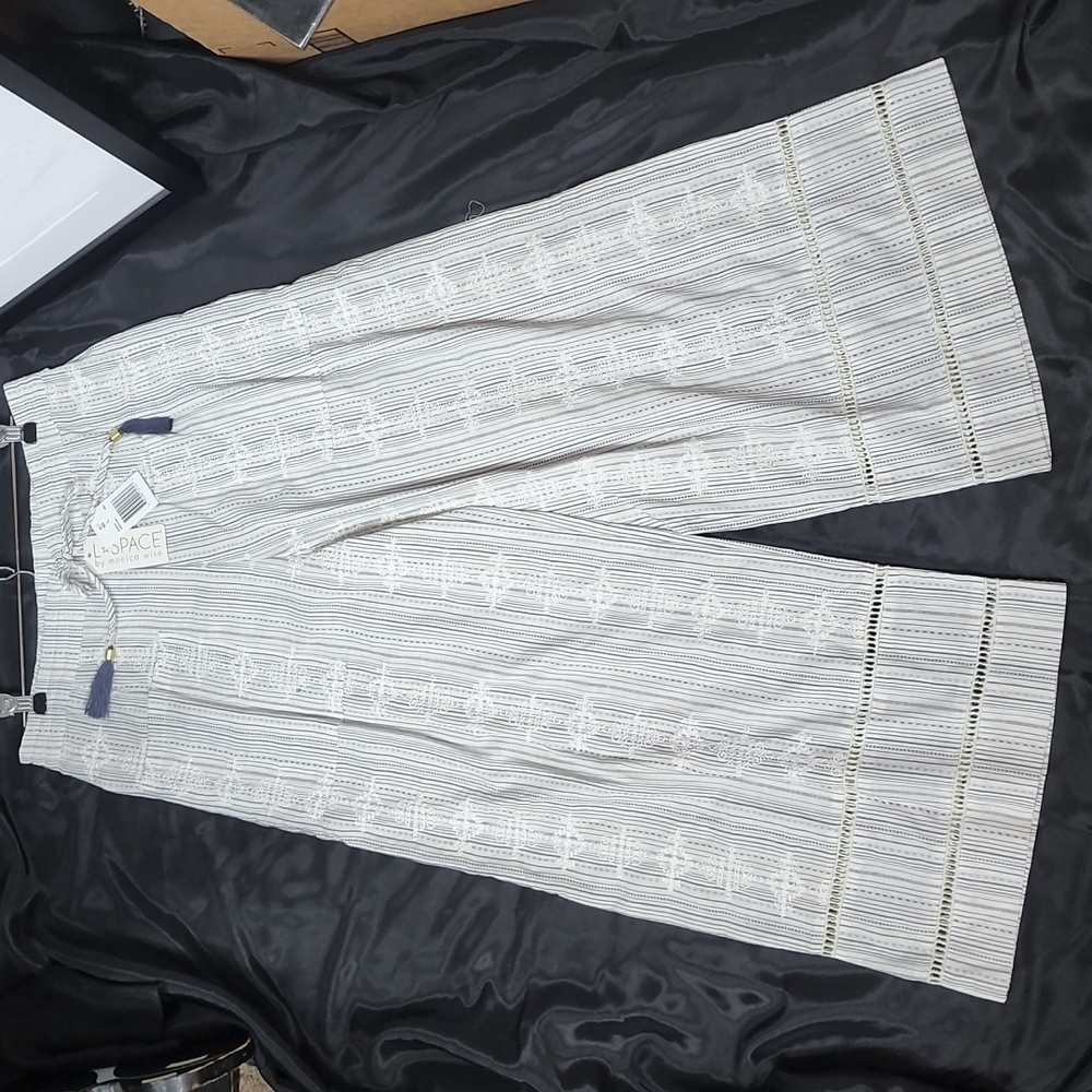L*Space NWT Embroidered Robyn Pant Size Large